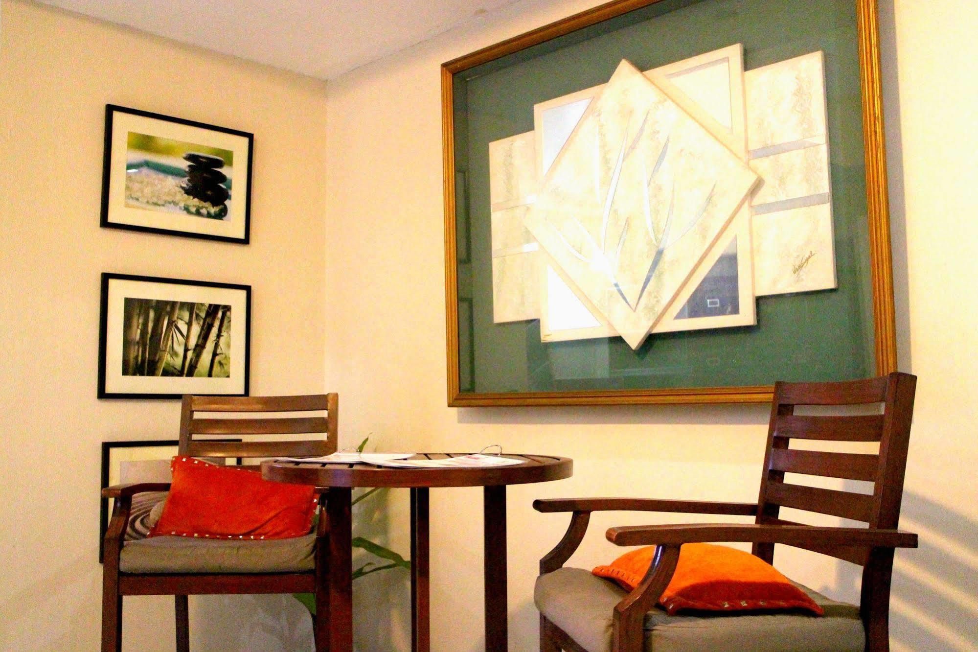 Cebu Budget Hotel - City Center Bagian luar foto